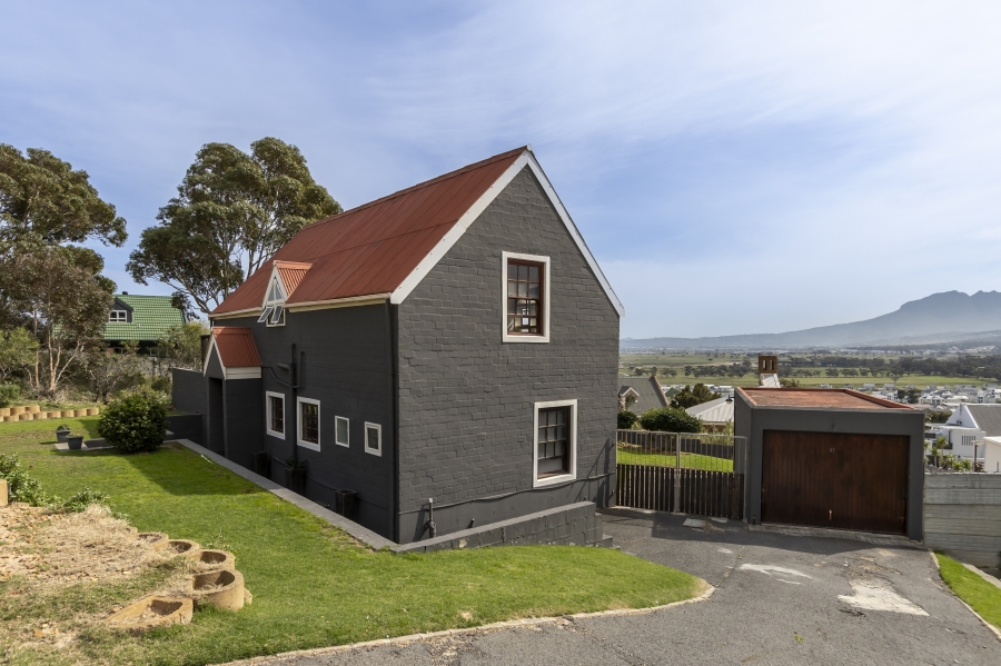 3 Bedroom Property for Sale in Mansfield Western Cape